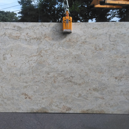 Colonial Cream Granite in 3cm