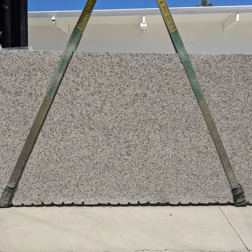 Crema Caramel Granite in 2cm