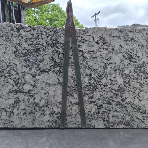 Delicatus White Granite in 3cm