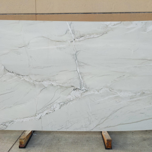 Mont Blanc Polished Quartzite in 2cm