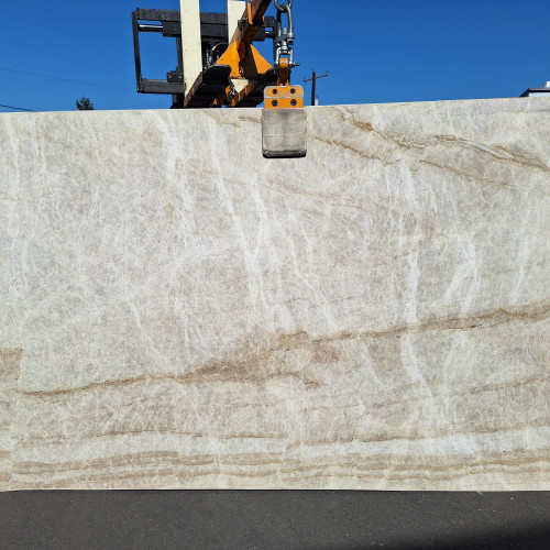 Taj Mahal Quartzite in 3cm