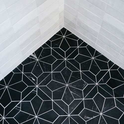 Blomma Honed Marble Mosaic Tile in Nero alt image