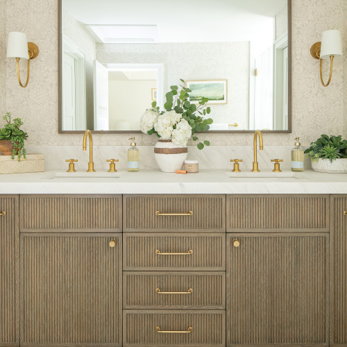 Magnifica 1" x 4" Honed Herringbone Porcelain Mosaic Tile in Luxe White alt image