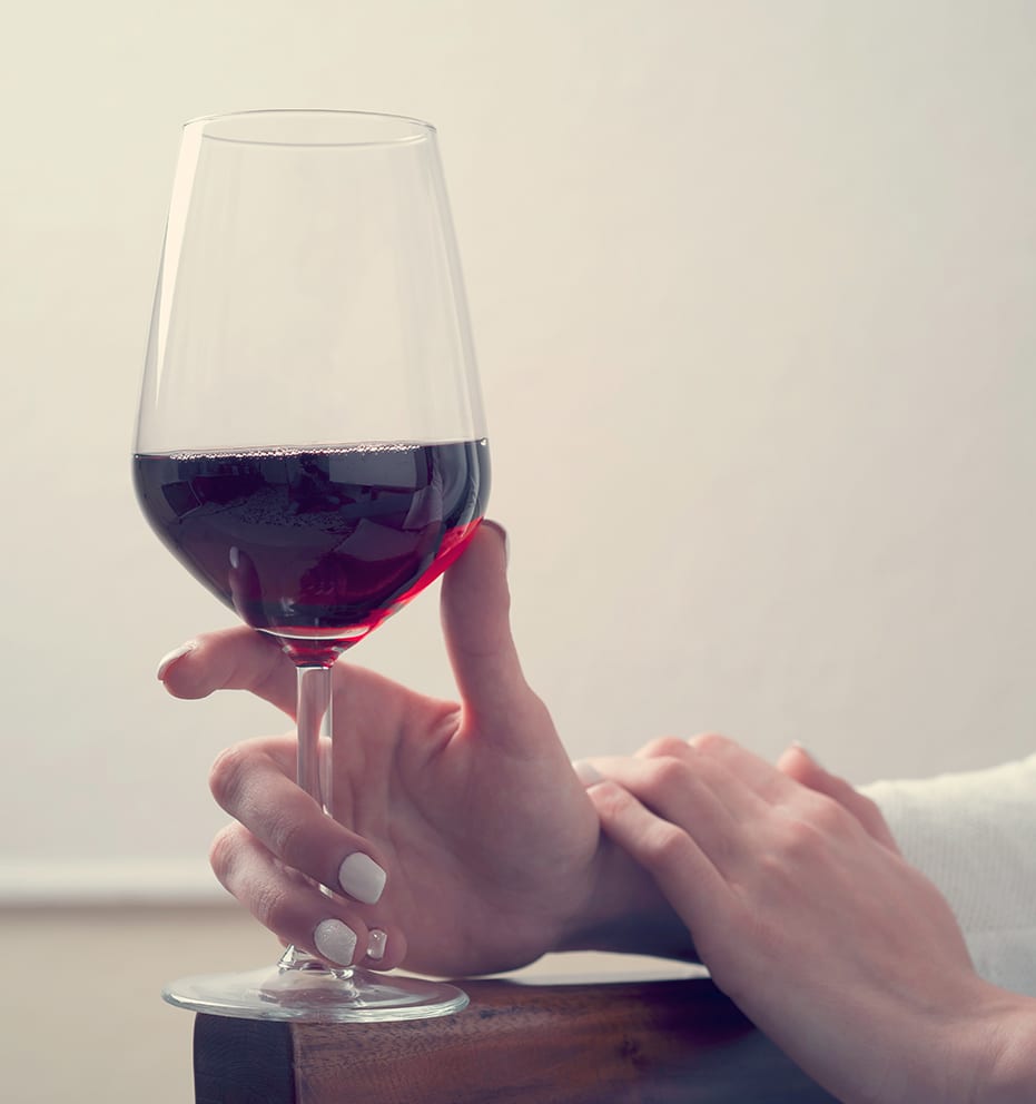 Como o consumo excessivo de álcool afeta a sua beleza