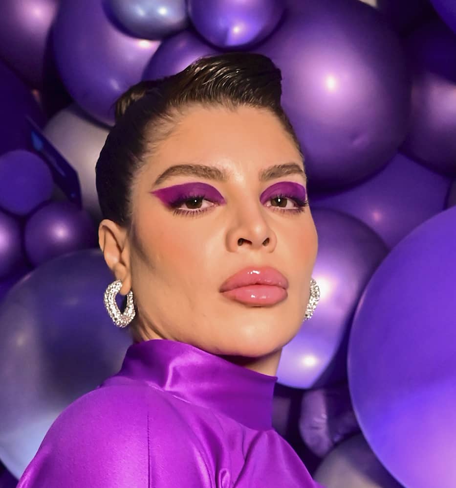 A beleza de Gkay para a Purple Party BLZ