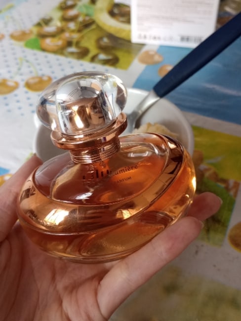 O BOTICARIO Lily Lumiere Eau de Parfum, Long-Lasting Fragrance Perfume for  Women, 1 Ounce