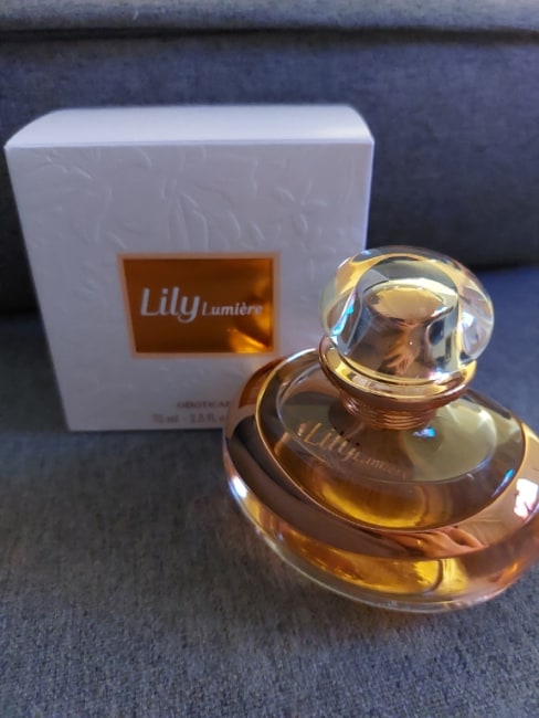 Perfume lily lumière eau de parfum 75ml - O BOTICÁRIO - Perfume Feminino -  Magazine Luiza