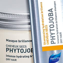 Phytojoba deixa os fios hidratados, mais brilhantes e disciplinados. Seus ativos botânicos restauram o filme hidrolipídico da fibra capilar. Você conquista um visual saudável e incrivelmente bonito.