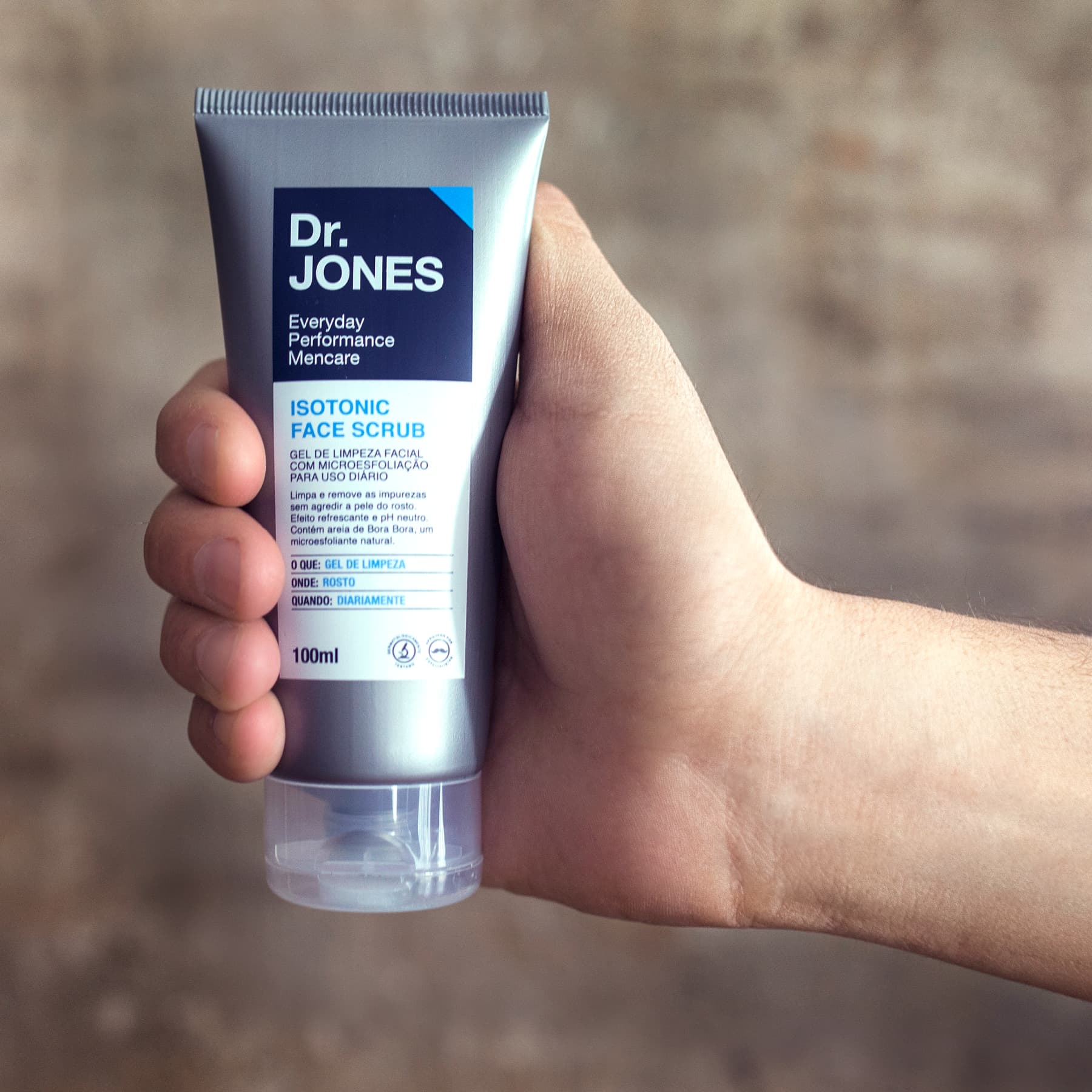 ISOTONIC FACE SCRUB