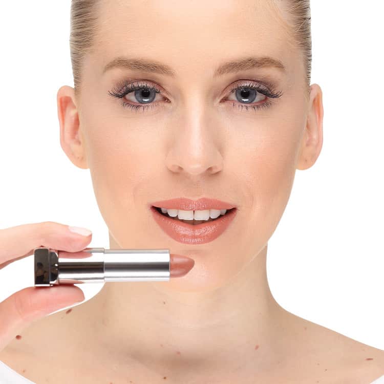 Maybelline Color Sensational Nudes Impecáveis 205 Xeque Matte - Batom Matte 4,2g