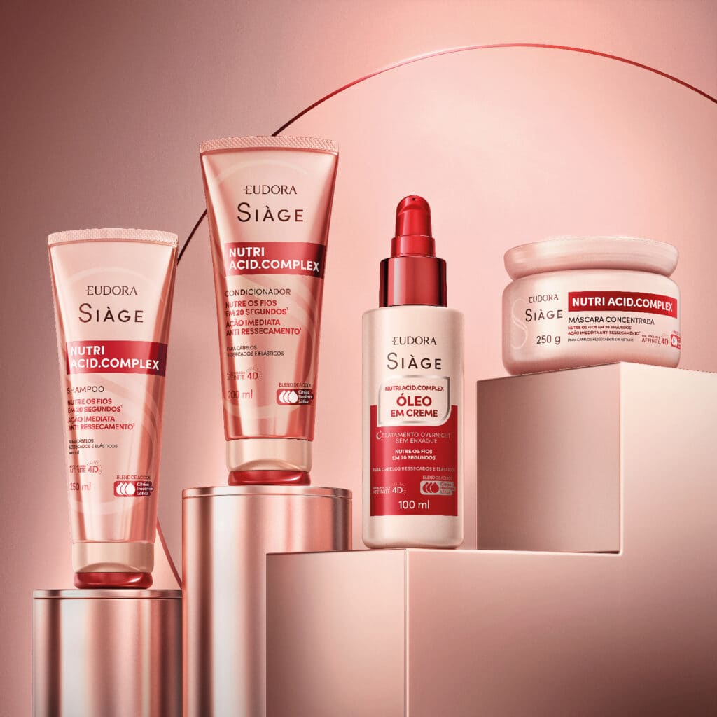 Linha completa Siàge Nutri Acid.Complex em um podium rosa