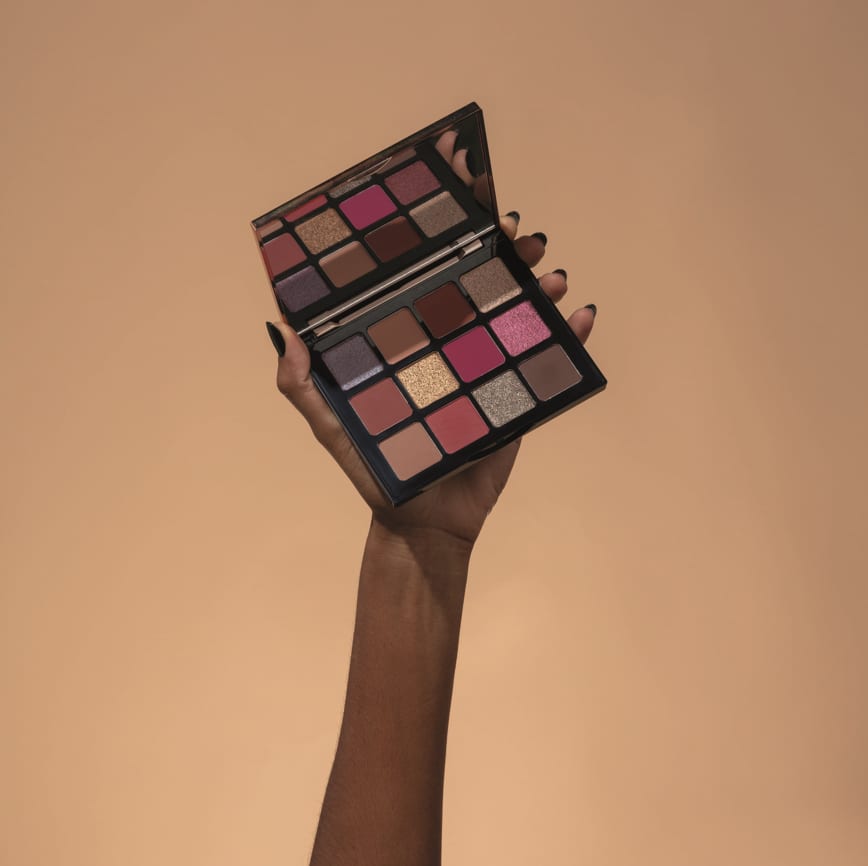 Imagem da paleta de sombras Make B. Rose