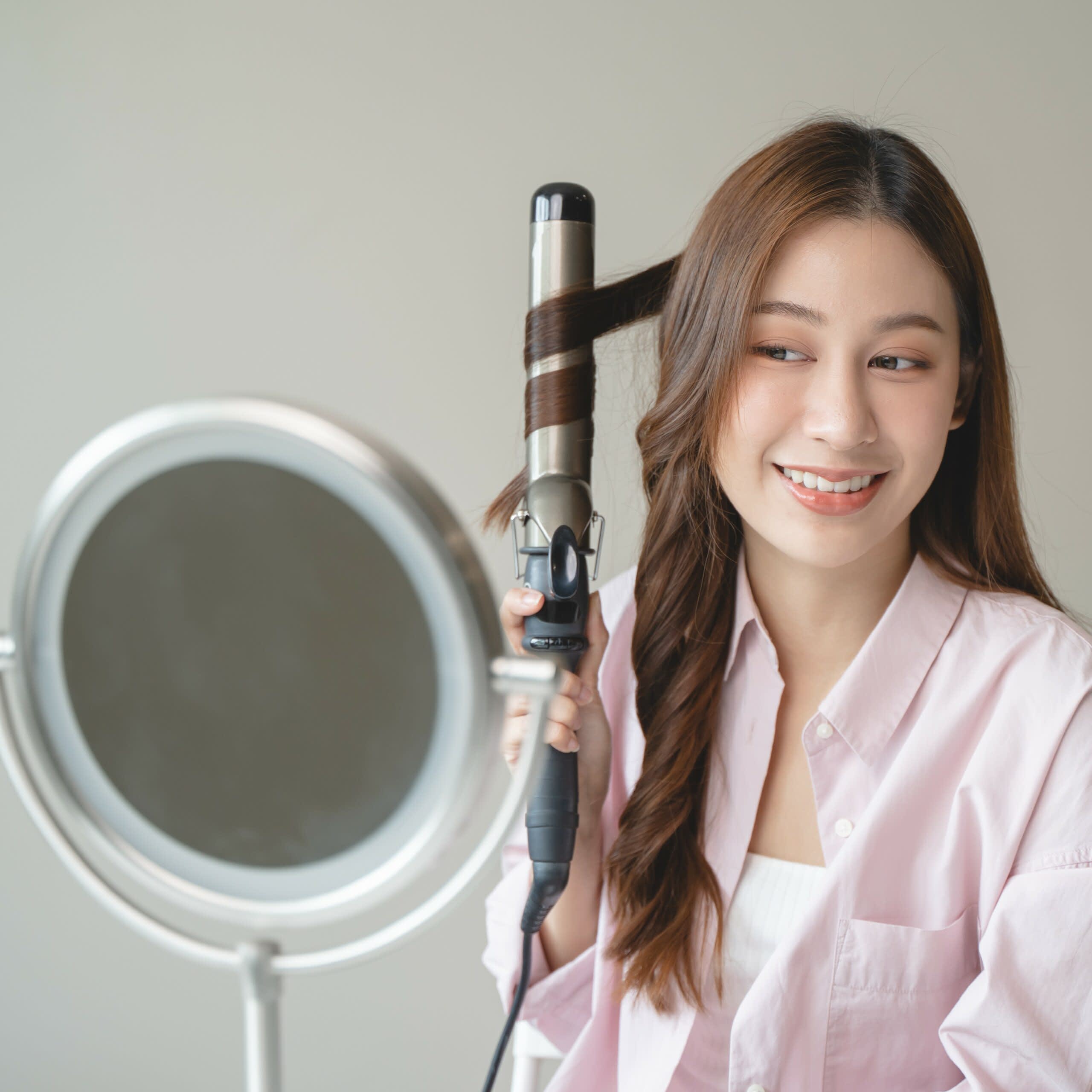 Modelar o cabelo com babyliss