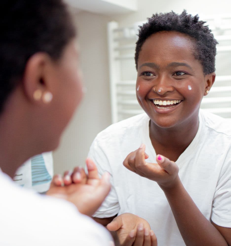 Sérum facial ou hidratante: qual escolher?