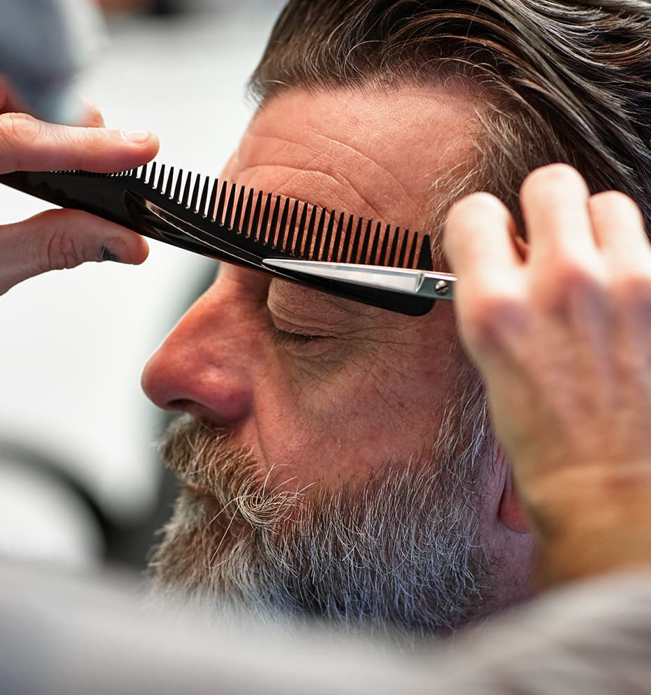 Design de sobrancelhas: prós e contras de cada método