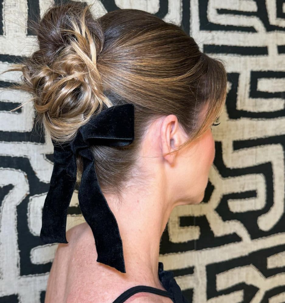 penteados para noivas - inspiração coque médio