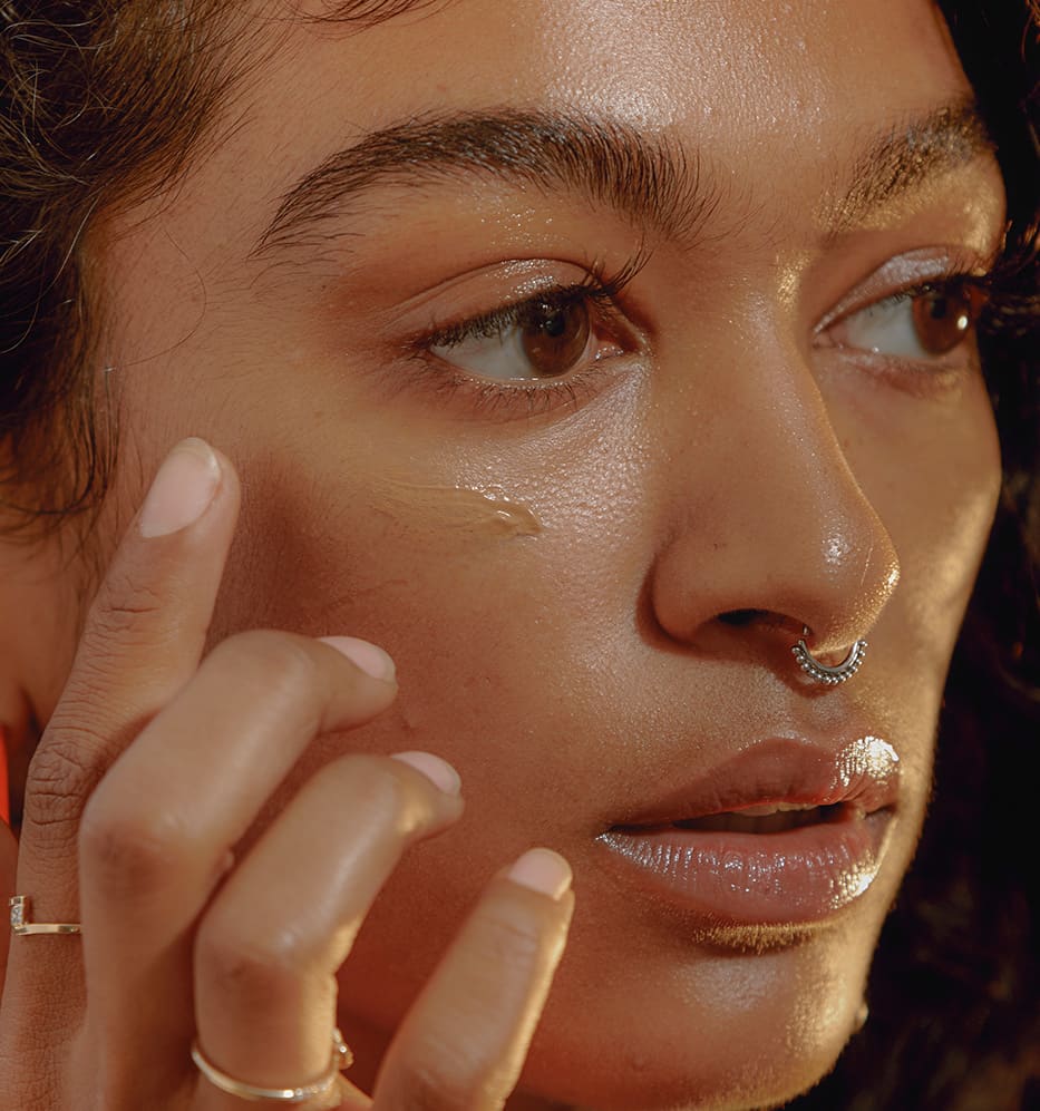 Maquiagem para pele oleosa: 3 itens para ter no nécessaire