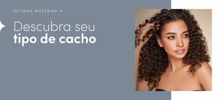 banner com fundo roxo claro escrito em branco: "descubra seu tipo de cacho" e foto de modelo modelo com cabelos cacheados