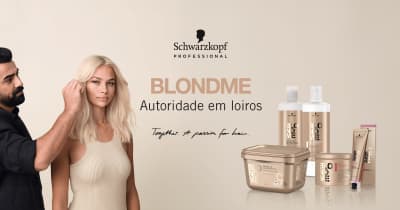 A imagem mostra uma mulher loira e um cabelereiro, promovendo a linha de produtos para cabelos loiros "BlondMe" da marca Schwarzkopf Professional.