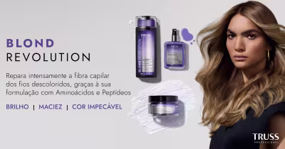A imagem é um banner publicitário para a linha de produtos "Blond Revolution" da marca Truss Professional, exibindo os produtos e uma modelo loira.