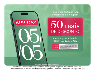 O banner apresenta um aplicativo móvel com uma promoção de "APP DAY 05/05" e um desconto de R$ 50 em compras acima de R$ 350 no site. Também mostra um código QR para baixar o aplicativo.