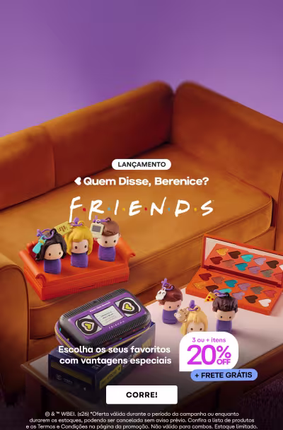 A imagem mostra um sofá laranja em um ambiente com fundo roxo. Sobre o sofá, há diversos bonecos coloridos representando personagens da série "Friends". Também há uma caixa laranja com os bonecos e outros itens decorativos. Abaixo do sofá, há uma promoção com 20% de desconto em uma seleção de produtos e frete grátis.