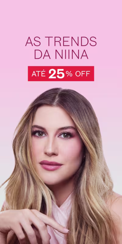 Foto de Niina Secrets em fundo rosa. Texto: As trends da Niina com até 25% off.