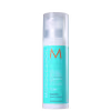 A imagem mostra o Creme Moroccanoil Curl Defining 250ml, em embalagem plástica na cor azul turquesa com logotipo M laranja e texto em branco e preto. Destaca o texto: "Creme de Definição de Cachos" e "Curl Defining Cream".