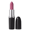 A imagem mostra um batom tipo bala, rosa, com a tampa ao lado. A embalagem é preta e prata com o logo da marca em preto.