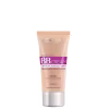 Tubo de BB Cream da L'Oréal Paris, com fórmula 5 em 1 e textura oil-free, na cor média, com FPS 20 e cobertura natural.