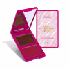 Paleta de maquiagem Luminous Summer da linha Niina Secrets da Eudora, em embalagem rosa vibrante com detalhes dourados, contendo dois tons de sombra marrom.