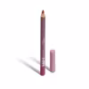 Lápis labial da marca Nah Cardoso, com corpo em tom roxo e ponta vermelha. O produto apresenta o nome da marca impresso no corpo do lápis.