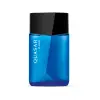 Vidro azul com tampa preta, ambos em formato geométrico e letras brancas no rótulo contendo 100ml de desodorante colônia Quasar Classic.