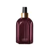 Vidro de aromatizador spray Casa 214 Figo Magnífico com design geométrico em tom de roxo e detalhes dourados no rótulo. Embalagem elegante e sofisticada, com tampa preta.