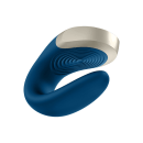 A imagem mostra um vibrador de casal azul com detalhe prata.