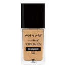 A imagem mostra uma embalagem de base líquida da marca Wet n Wild. É o produto PhotoFocus Foundation. A embalagem é um frasco retangular com o rótulo frontal que exibe o nome do produto e a marca.