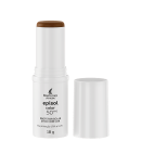 Produto em bastão branco com descrições em letra cinza na base da embalagem. Está destampado, é possível ver a cor. A tampa está ao lado.