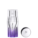 O frasco é de formato cilíndrico, com uma tampa na parte superior. A embalagem possui uma coloração prateada com detalhes em tons de roxo e lilás. O rótulo do produto exibe claramente a marca "Lancôme" e o nome do produto, "Renergie H.C.F. Triple Serum".