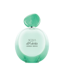 O produto apresentado é um frasco de perfume da linha Acqua di Gioia da Giorgio Armani. O frasco possui um formato arredondado com uma tampa em formato de pedra verde translúcida.