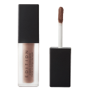 Sombra Líquida Edition Liquid Eyeshadow, da marca Océane. Cor marrom claro.