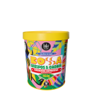 Pote amarelo com rótulo colorido da marca Lola From Rio, contendo "Bossa Crespos & Cachos", uma máscara nutritiva para cabelos. O rótulo apresenta ilustrações e informações sobre o produto em português.