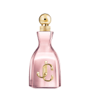 Frasco de perfume rosa da marca Jimmy Choo, com tampa dourada em formato esférico. O rótulo exibe o logotipo da marca em dourado.
