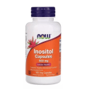 O produto apresentado é uma embalagem de cápsulas de Inositol da marca Now Foods. É um frasco plástico branco com rótulo laranja . O frasco tem uma tampa plástica roxa e o logotipo da marca Now aparece na parte frontal.