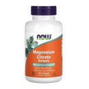Este é um frasco plástico branco contendo cápsulas de citrato de magnésio da marca Now Foods. O frasco tem uma tampa roxa e um rótulo laranja com o texto "Magnesium Citrate Softgels" e detalhes do produto, como "Nervous System Support".