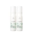 Dois frascos brancos de shampoo Wella Professionals Nutricurls, com rótulos indicando que se trata de um shampoo para cabelos cacheados com média nutrição, com volume de 250 ml cada.