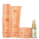 Produtos da linha Nutri-Enrich da Wella Professionals, incluindo shampoo, condicionador, máscara e óleo em embalagens de cores laranja e branca com o logotipo da marca.