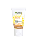Garnier SkinActive Uniform & Matte Vitamina C FPS50 Morena - Protetor Hidratante Facial 40g