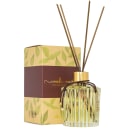 Difusor de aromas Kailash com fragrância de canela e maçã, em frasco de vidro transparente com rótulo verde e marrom, contendo 240 ml do produto e hastes de madeira para dispersão do aroma.