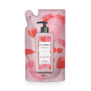 A imagem da embalagem flexível Instance Frutas Vermelhas. A embalagem é rosa e tem ilustrações de morangos e folhas O produto é promocionado como tendo 80% menos plástico em sua composição, contém 350ml e 97% de ingredientes naturais.