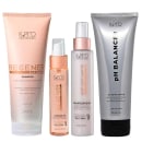 Conjunto de produtos de cuidados capilares da marca K.pro, incluindo shampoo, leave-in e óleo capilar em embalagens de plástico nas cores rosa e branco. Também conta com tubo de acidificante pH Balancer.